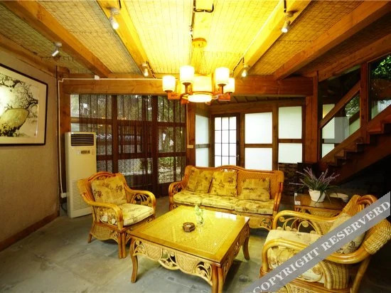 Хучжоу: Taohuayuan Hostel