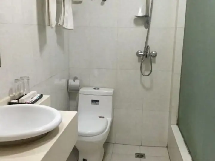 Чжэньцзян: Kaisa Express Hotel