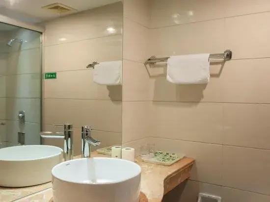 Наньтун: Taihua Hotel