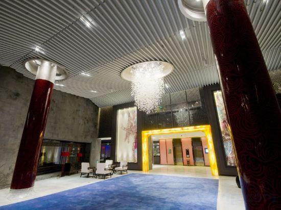 Тайчжоу: Qinhu Hotel