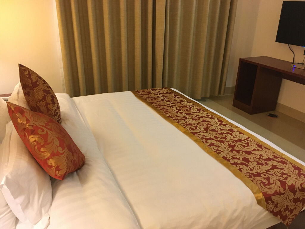 Яншо: Yangshuo Mountain Top Retreat