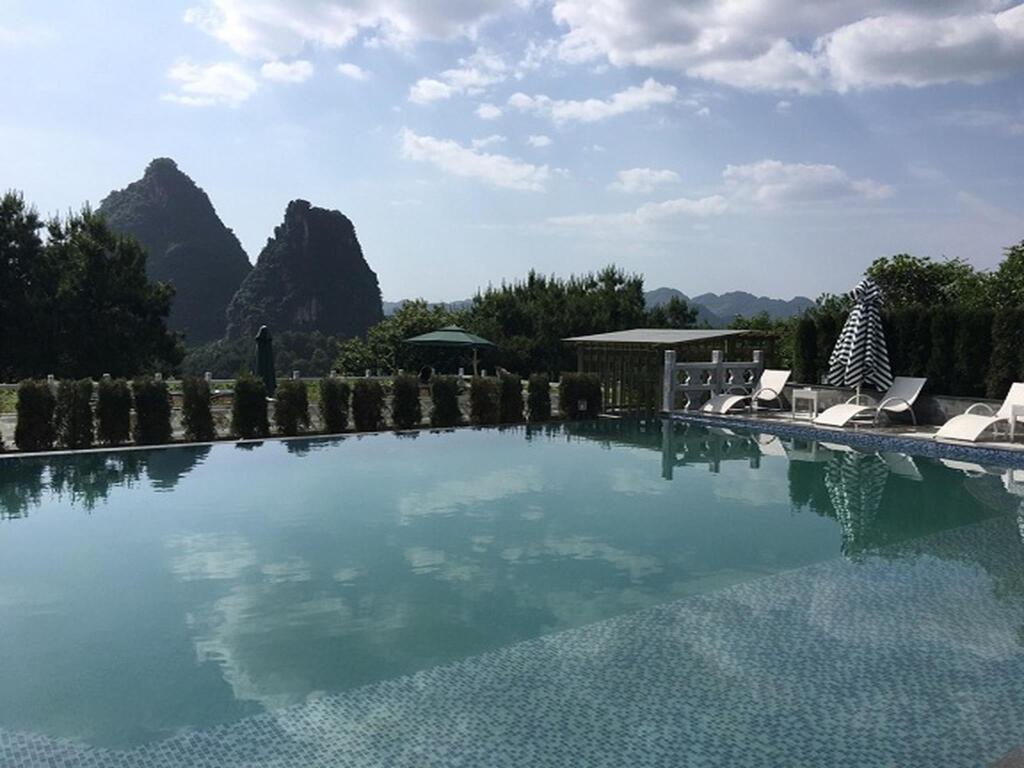 Яншо: Yangshuo Mountain Top Retreat