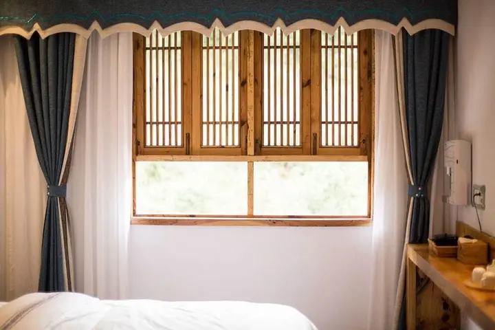 Чжанцзяцзе: YUELU-House Inn