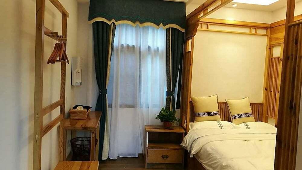 Чжанцзяцзе: YUELU-House Inn