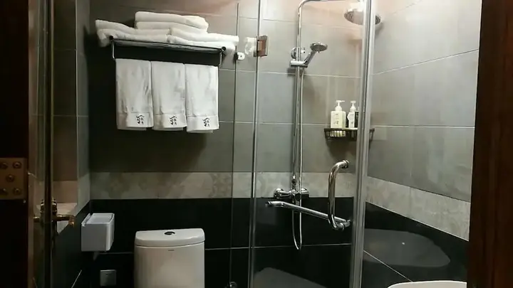 Чжанцзяцзе: YUELU-House Inn