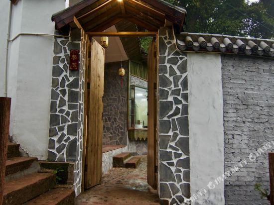 Ибинь: Yilin Spring House