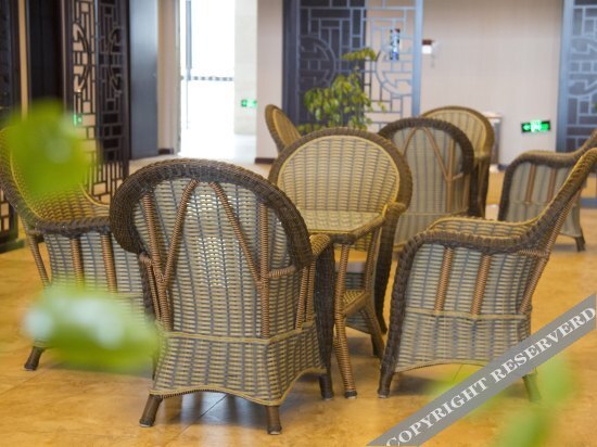 Цюйцзин: Zheshang Hotel