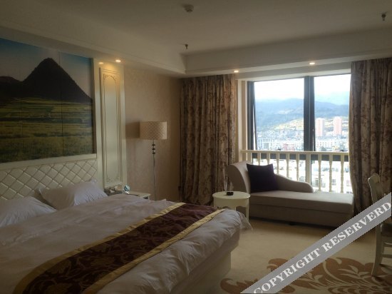 Цюйцзин: Zheshang Hotel