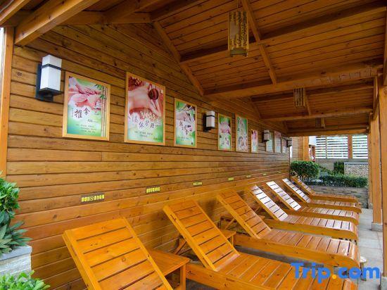 Чжуншань: Quanyan Hotspring Holiday Hotel