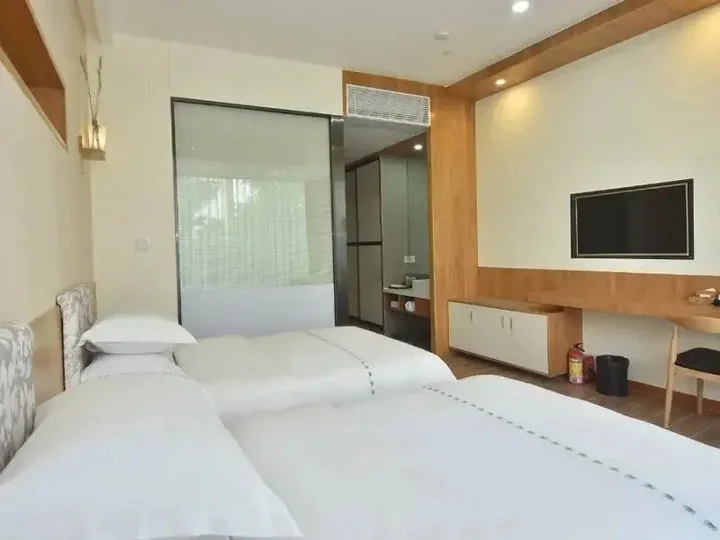Чжуншань: Quanyan Hotspring Holiday Hotel