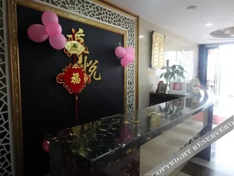 Наньчун: 南部尊悦商务宾馆