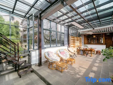 Баошань: Yishanjun Garden Inn