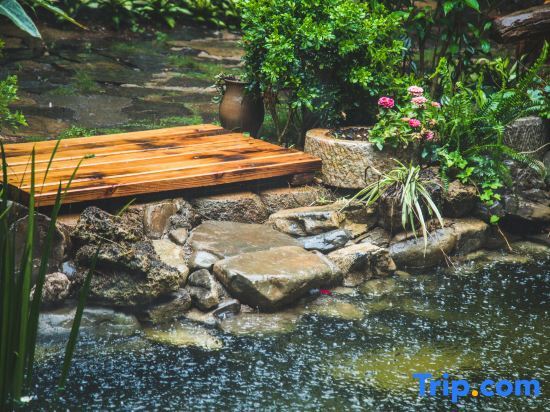 Пучжэхэй: Puzhehei Yidu Homestay (Hehua Daguan Garden)