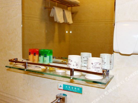 Шэньян: 沈阳易森快捷酒店