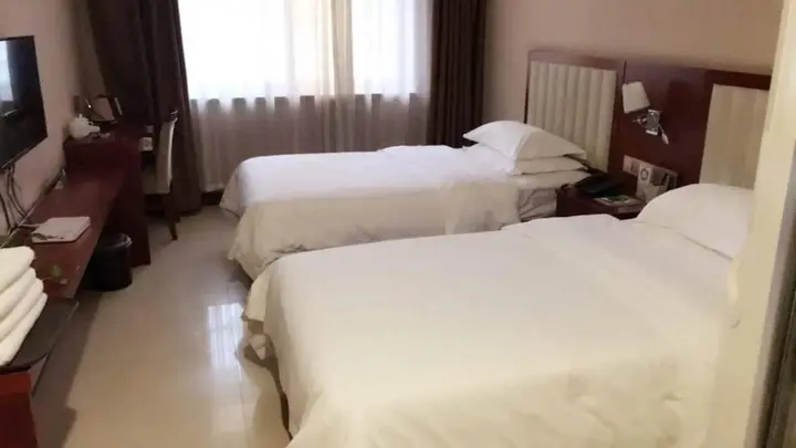 Хецзе: Shengda Hotel