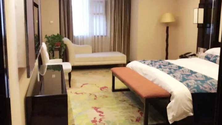 Хецзе: Shengda Hotel