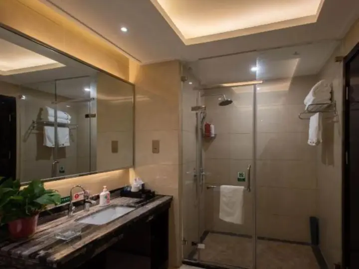 Хецзе: Shengda Hotel