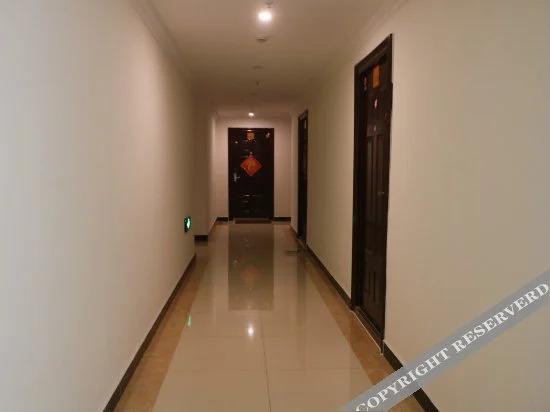 Фуян: Shuile Bar Hotel Fuyang Wanda Plaza