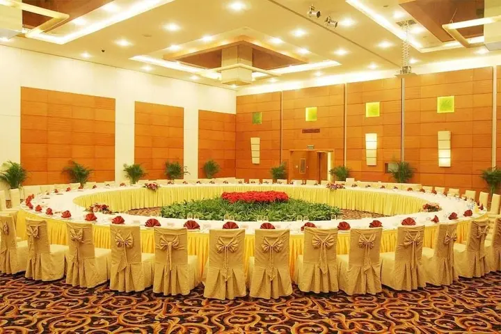 Лоян: Huayang Plaza Hotel
