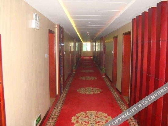Йиян: Xingyu International Hotel