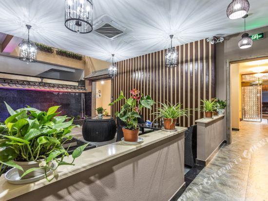 Цзясинь: Zuimei Yinxiang Theme Hotel
