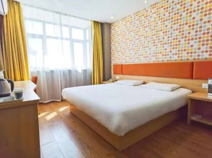Тунляо: Homeinn Hotel