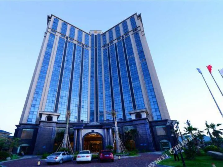 Жангжоу: Milan Hotel