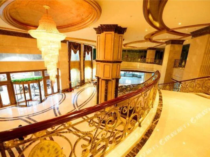 Жангжоу: Milan Hotel
