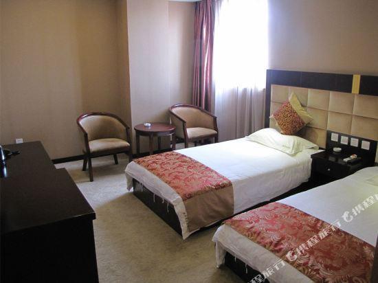 Сичан: Qinghua business hotel