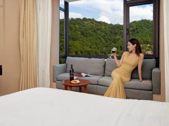 Дунъян: Hengdian Yihe Hotel (Qinwang Palace Dream Valley Branch)