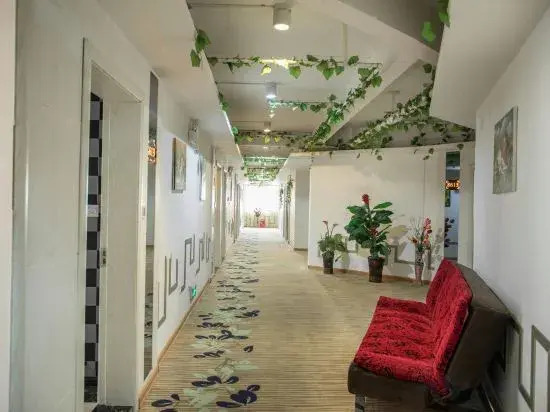 Гуйлинь: Jin Xiu Xiao Xiang Hotel (Guilin North High-speed Railway Station)