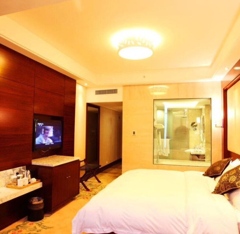 Дунъян: International Conference Center Hotel