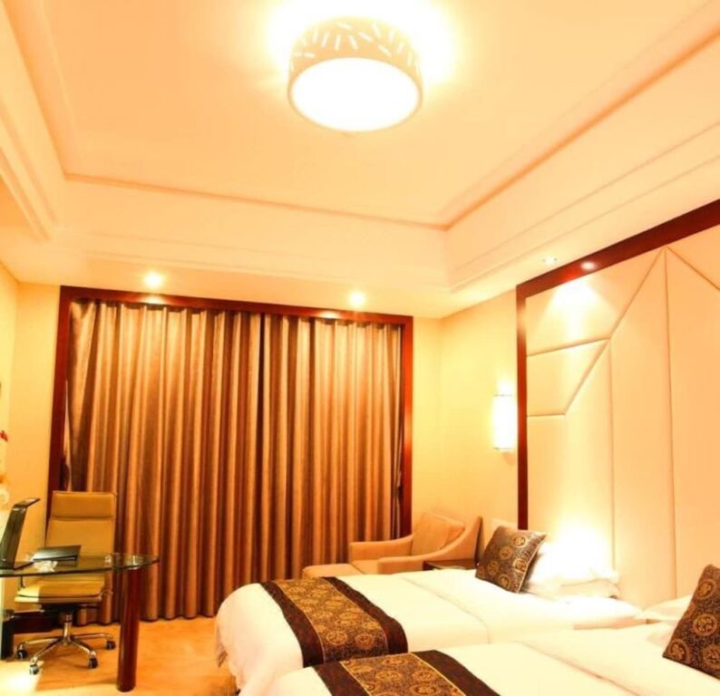 Дунъян: International Conference Center Hotel