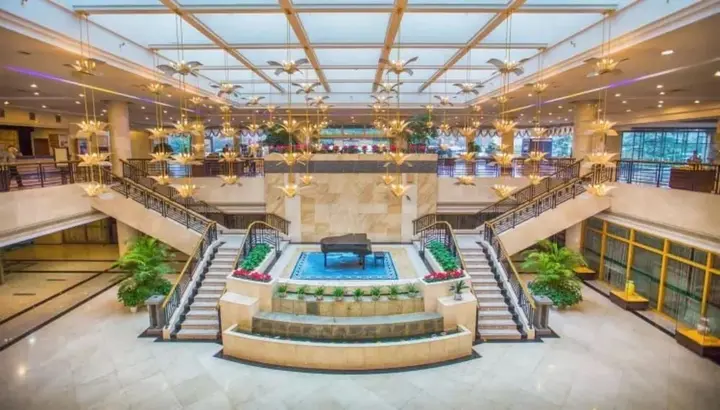 Дунъян: International Conference Center Hotel