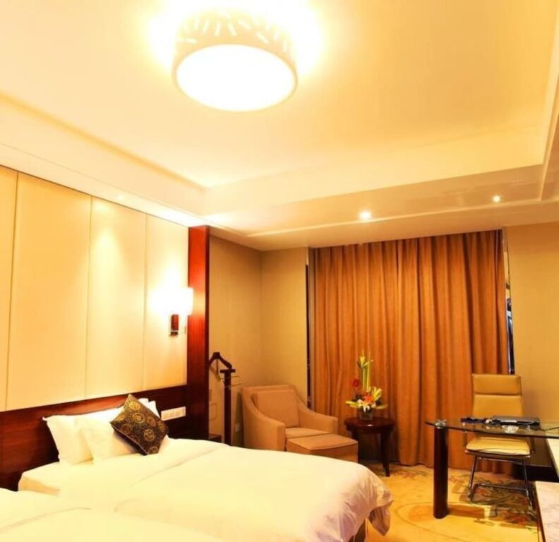 Дунъян: International Conference Center Hotel