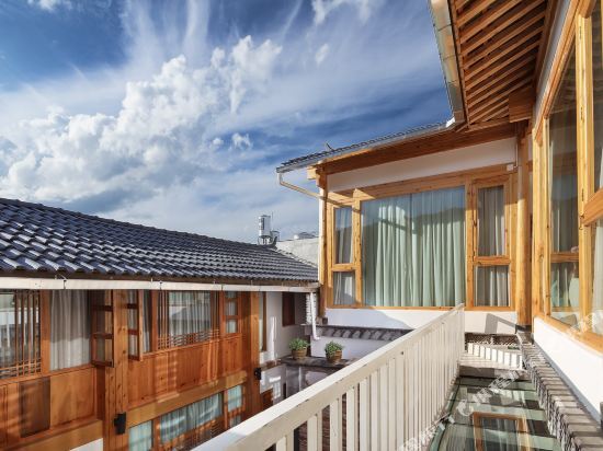 Баошань: Huaman Hotel
