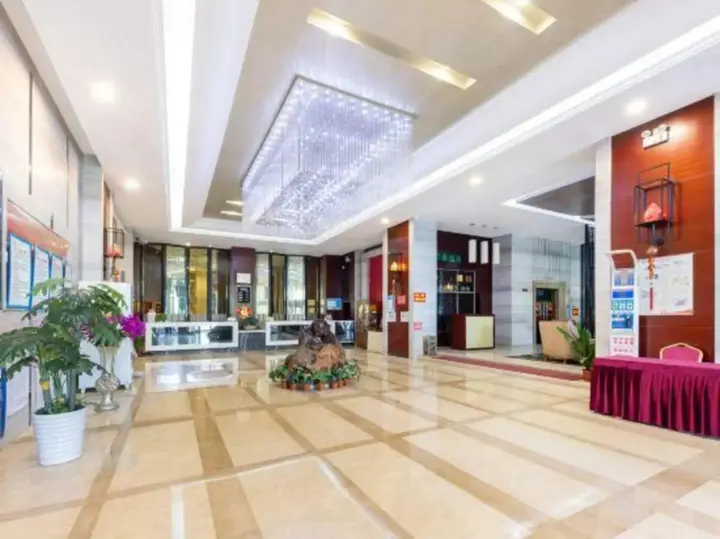 Шаогуань: Yuexuan Hotel