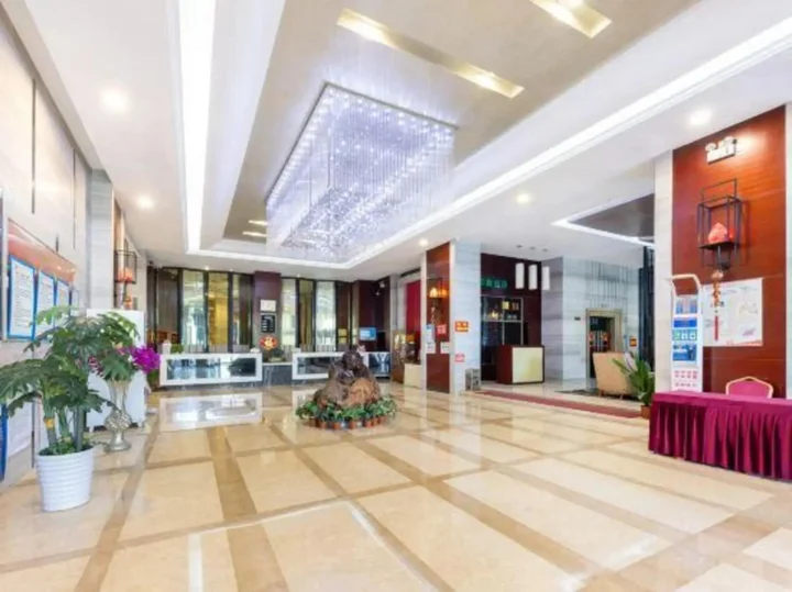 Шаогуань: Yuexuan Hotel