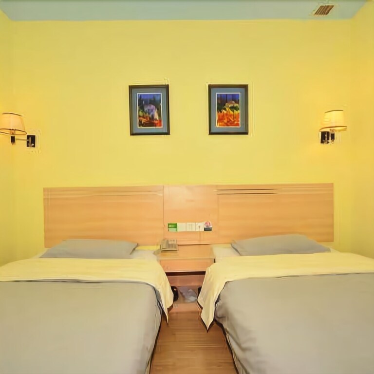 Ухань: 77 Chain Traders Hotel