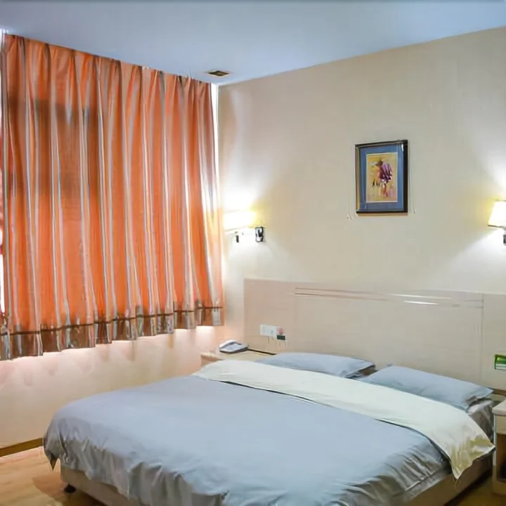 Ухань: 77 Chain Traders Hotel