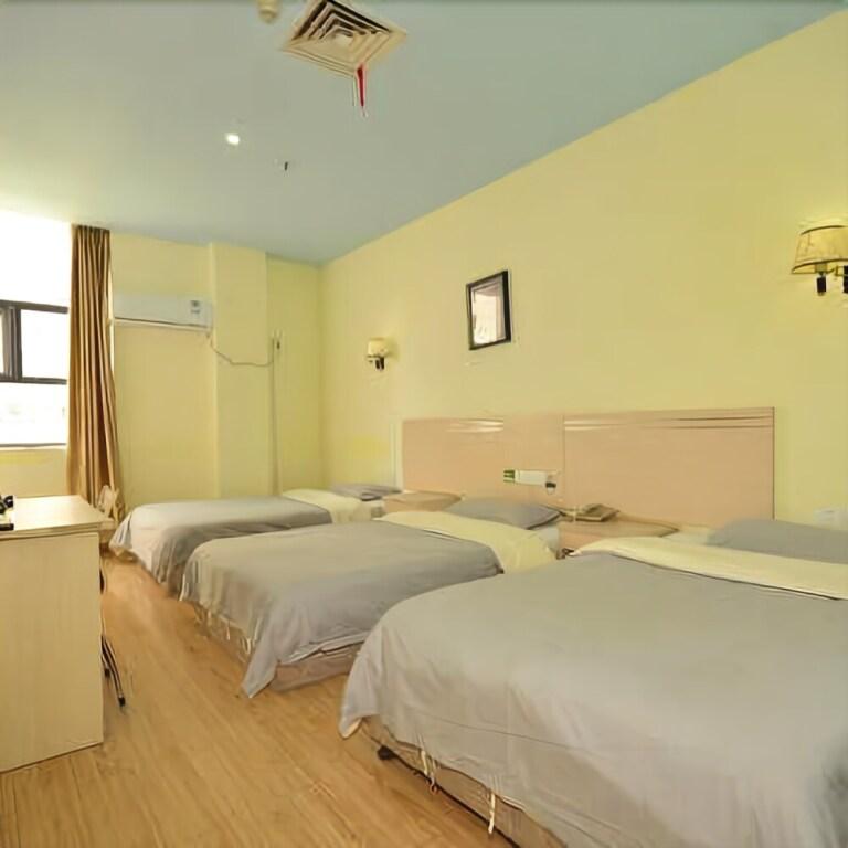 Ухань: 77 Chain Traders Hotel