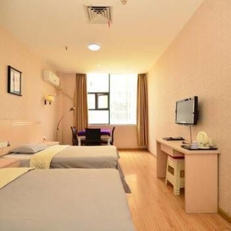 Ухань: 77 Chain Traders Hotel
