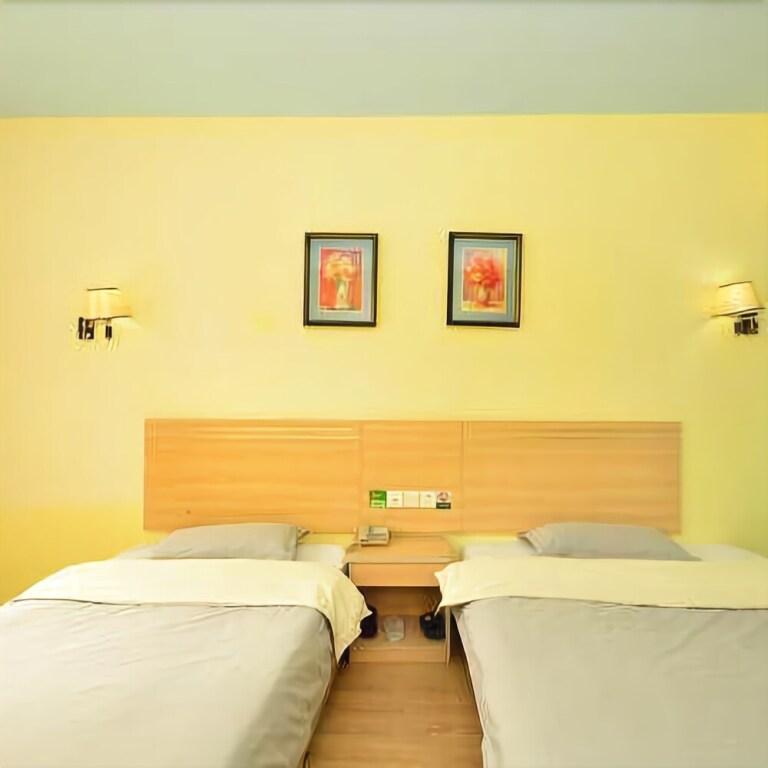Ухань: 77 Chain Traders Hotel