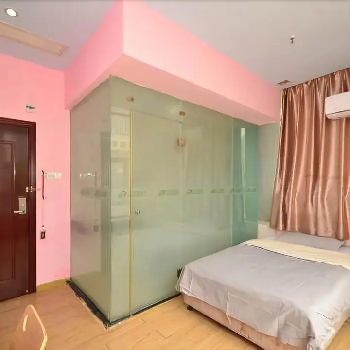 Ухань: 77 Chain Traders Hotel
