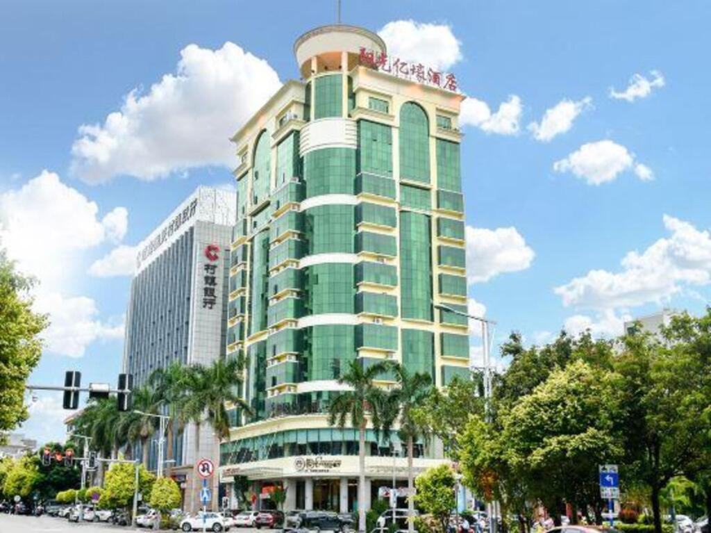 Цюнхай: Yangguang Yihao Hotel