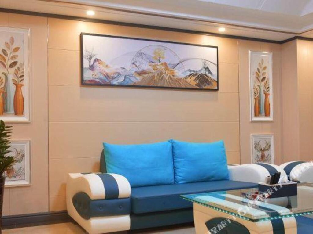 Цюнхай: Yangguang Yihao Hotel