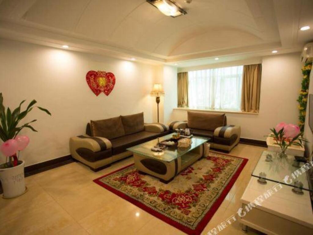 Цюнхай: Yangguang Yihao Hotel