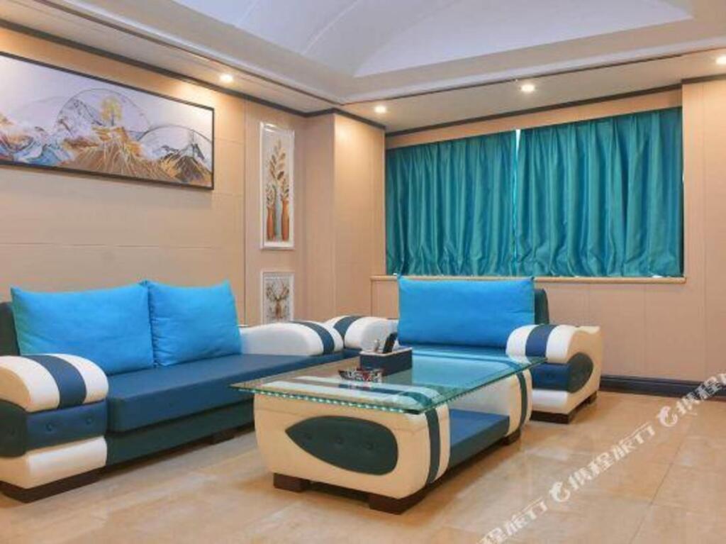 Цюнхай: Yangguang Yihao Hotel