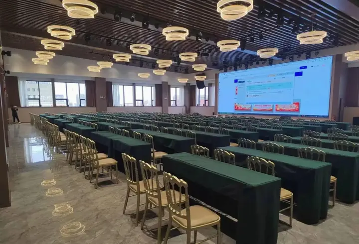 Цзинчжоу: Mei Jiang Shan Hotel