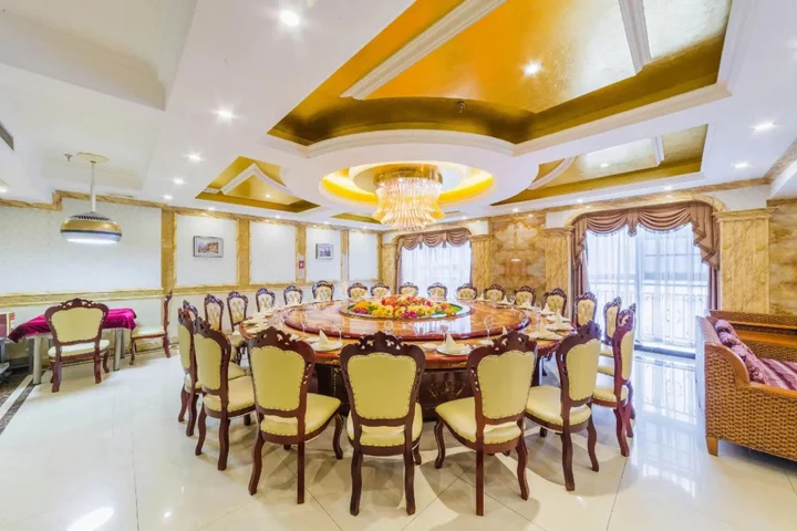 Цзинчжоу: Mei Jiang Shan Hotel